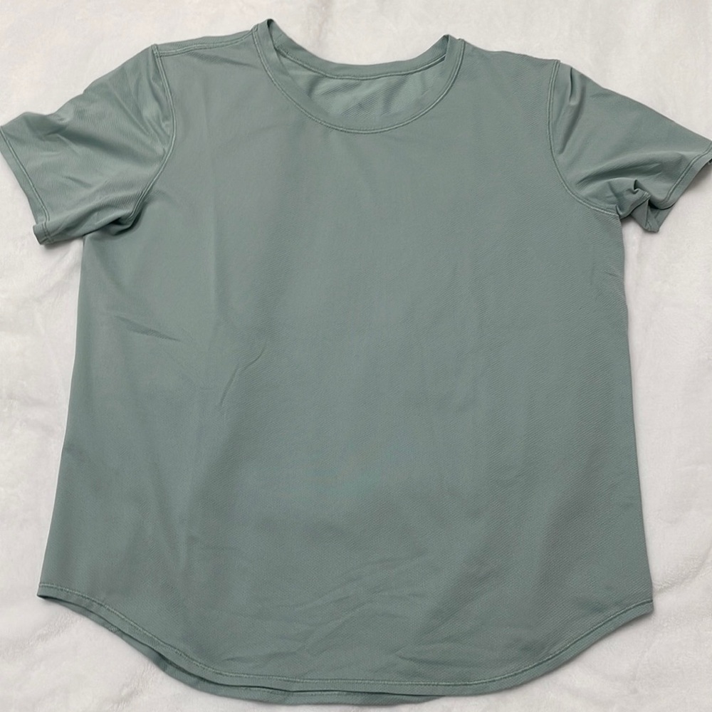 Lululemon top